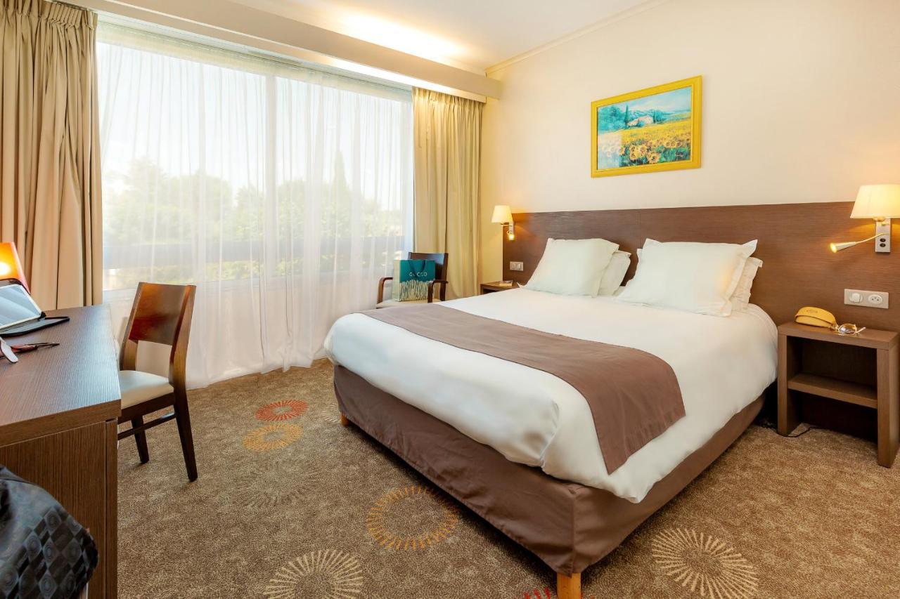 Best Western Sevan Parc Hotel Pertuis Dış mekan fotoğraf