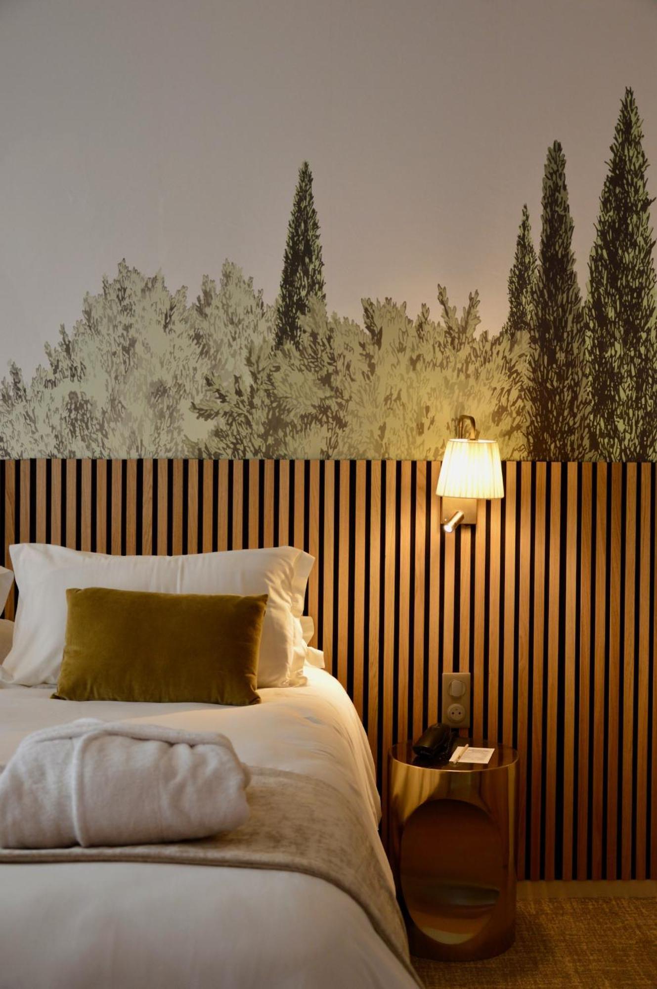 Best Western Sevan Parc Hotel Pertuis Dış mekan fotoğraf